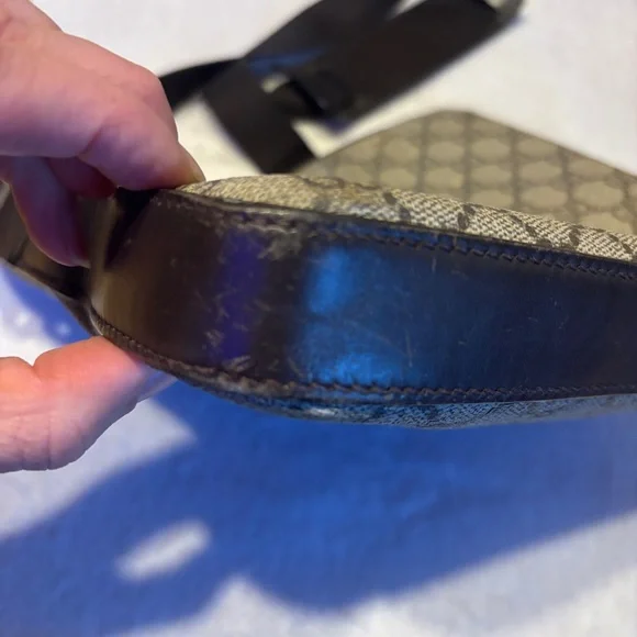 Gucci Beige and Brown GG Pattern Messenger Bag - Picture 13 of 17